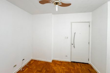 Apartamento à venda com 29m², 1 quarto e sem vaga Apartamento à venda com 29m², 1 quarto e sem vagaSala