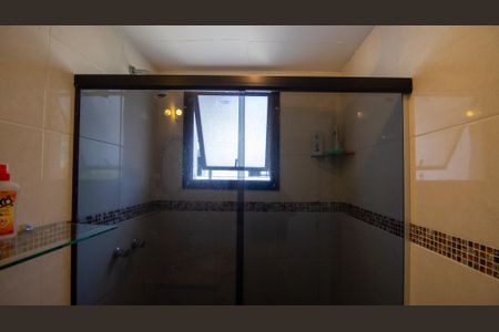 Apartamento à venda com 201m², 4 quartos e 2 vagas Apartamento à venda com 201m², 4 quartos e 2 vagasBanheiro da Suíte 3