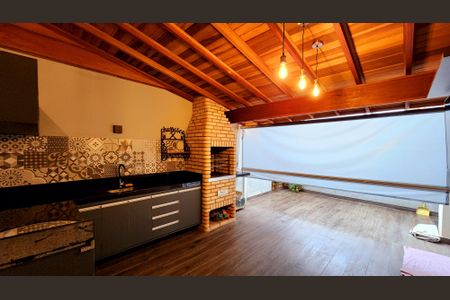 Casa de condomínio à venda com 130m², 3 quartos e 2 vagas Casa de condomínio à venda com 130m², 3 quartos e 2 vagasÁrea gourmet