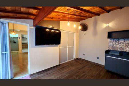 Casa de condomínio à venda com 130m², 3 quartos e 2 vagas Casa de condomínio à venda com 130m², 3 quartos e 2 vagasÁrea gourmet