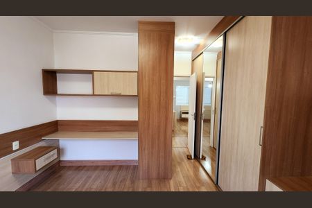 Casa de condomínio à venda com 130m², 3 quartos e 2 vagas Casa de condomínio à venda com 130m², 3 quartos e 2 vagasQuarto Suíte