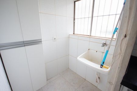 Apartamento para alugar com 58m², 2 quartos e 1 vagaÁrea de Serviço