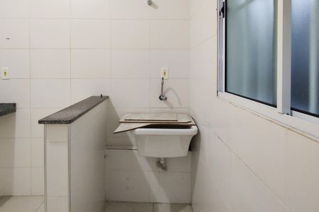 Casa de condomínio para alugar com 53m², 2 quartos e 1 vagaÁrea de Serviço