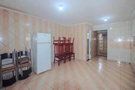 Casa à venda com 175m², 2 quartos e 2 vagasCasa 2 - Sala e Cozinha