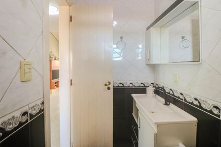 Casa à venda com 175m², 2 quartos e 2 vagasBanheiro