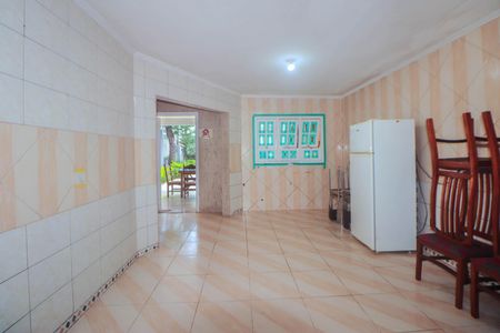 Casa à venda com 175m², 2 quartos e 2 vagasCasa 2 - Sala e Cozinha