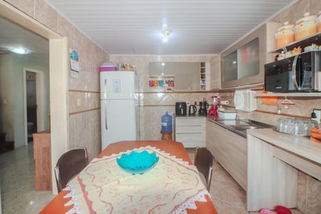 Casa à venda com 175m², 2 quartos e 2 vagasCozinha