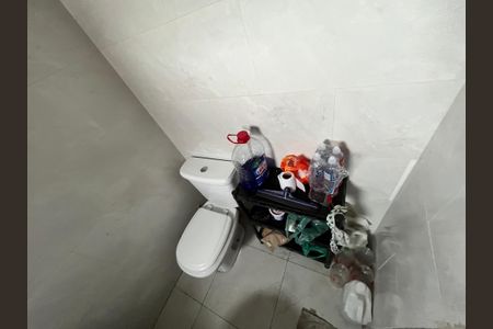 Casa para alugar com 450m², 3 quartos e 2 vagasBanheiro