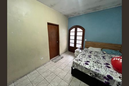 Casa para alugar com 450m², 3 quartos e 2 vagasQuarto