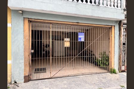 Casa para alugar com 450m², 3 quartos e 2 vagasFachada