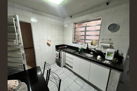 Casa para alugar com 450m², 3 quartos e 2 vagasCozinha