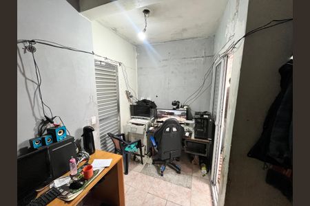Casa para alugar com 450m², 3 quartos e 2 vagasQuarto
