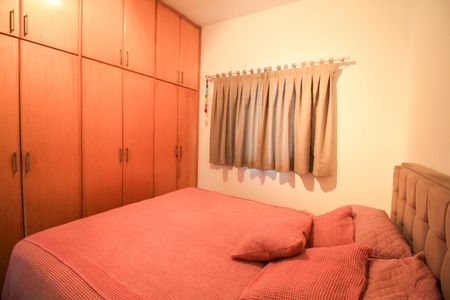 Casa à venda com 170m², 3 quartos e 2 vagas Casa à venda com 170m², 3 quartos e 2 vagasQuarto 1