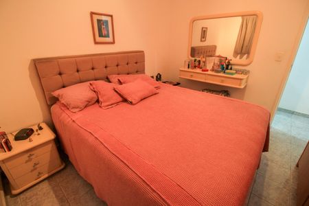 Casa à venda com 170m², 3 quartos e 2 vagas Casa à venda com 170m², 3 quartos e 2 vagasQuarto 1