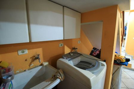 Casa à venda com 170m², 3 quartos e 2 vagas Casa à venda com 170m², 3 quartos e 2 vagasGaragem e Área de Serviço