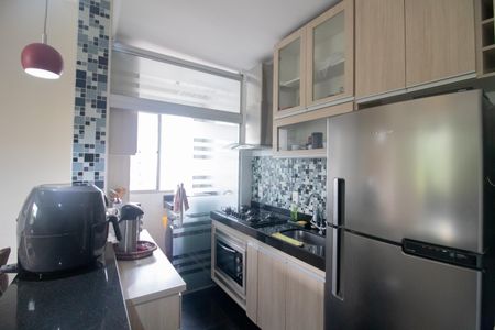 Apartamento à venda com 54m², 2 quartos e 1 vagaCozinha e Área de Serviço