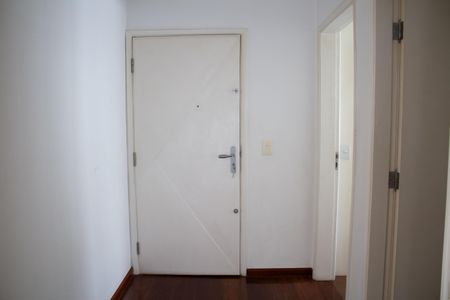 Apartamento à venda com 124m², 3 quartos e 2 vagasEntrada social