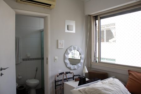 Apartamento à venda com 124m², 3 quartos e 2 vagasSuíte 1