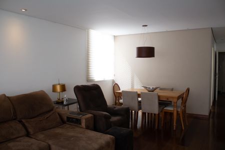 Apartamento à venda com 124m², 3 quartos e 2 vagasSala