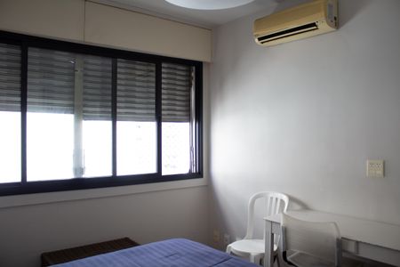 Apartamento à venda com 124m², 3 quartos e 2 vagasQuarto 3