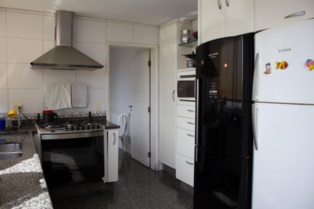 Apartamento à venda com 124m², 3 quartos e 2 vagasCozinha