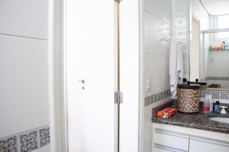 Apartamento à venda com 124m², 3 quartos e 2 vagasBanheiro da Suíte 1