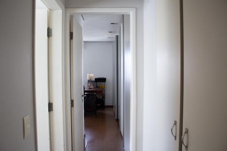 Apartamento à venda com 124m², 3 quartos e 2 vagasCorredor