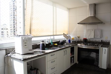 Apartamento à venda com 124m², 3 quartos e 2 vagasCozinha