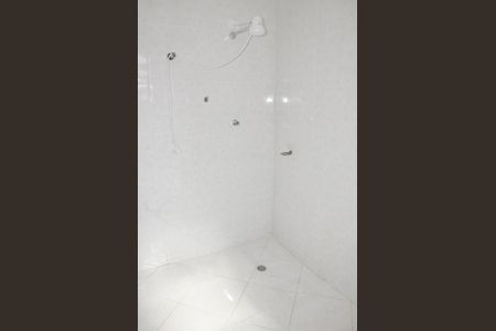 Casa à venda com 194m², 4 quartos e 1 vaga Casa à venda com 194m², 4 quartos e 1 vagaDetalhe - Banheiro Social