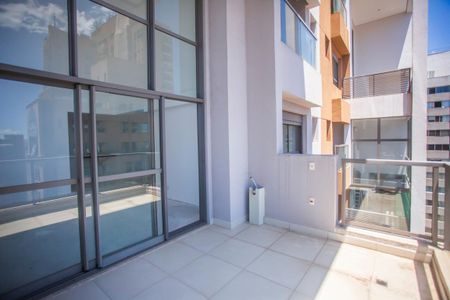 Apartamento à venda com 96m², 2 quartos e 2 vagasVaranda
