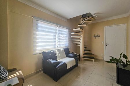 Apartamento para alugar com 230m², 3 quartos e 2 vagas Apartamento para alugar com 230m², 3 quartos e 2 vagasSala