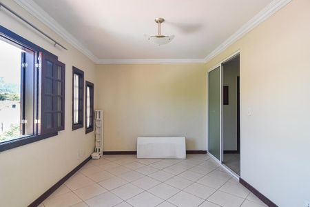 Casa à venda com 400m², 5 quartos e 3 vagas Casa à venda com 400m², 5 quartos e 3 vagasQuarto 3