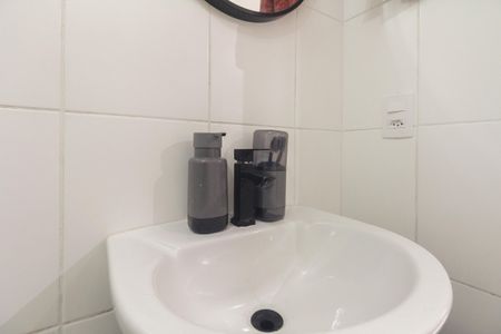 Apartamento para alugar com 42m², 2 quartos e sem vagaBanheiro 