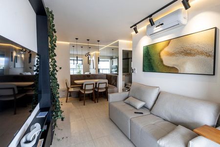 Apartamento à venda com 66m², 2 quartos e 1 vagaSala