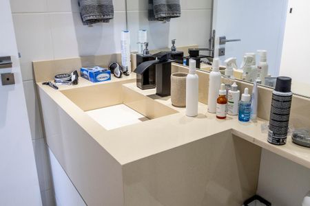 Apartamento à venda com 66m², 2 quartos e 1 vagaBanheiro - Quarto 1