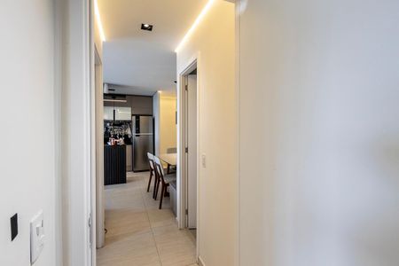 Apartamento à venda com 66m², 2 quartos e 1 vagaCorredor