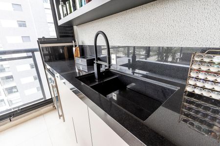Apartamento à venda com 66m², 2 quartos e 1 vagaÁrea de Serviço