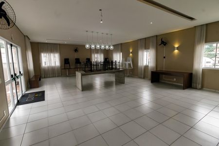 Apartamento para alugar com 40m², 2 quartos e sem vagaÁrea comum - Salão de festas