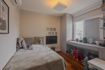 Apartamento à venda com 230m², 3 quartos e 3 vagasQuarto 2