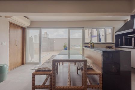 Apartamento à venda com 230m², 3 quartos e 3 vagasEspaço Gourmet