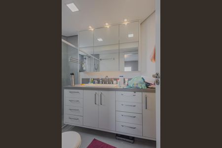 Apartamento à venda com 230m², 3 quartos e 3 vagasBanheiro da Suíte