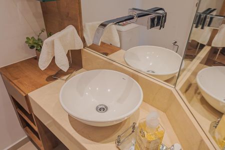 Apartamento à venda com 230m², 3 quartos e 3 vagasLavabo 2