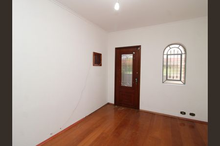 Casa para alugar com 201m², 2 quartos e 4 vagasSala