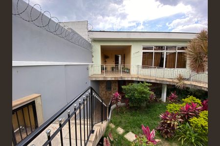 Casa para alugar com 201m², 2 quartos e 4 vagasEntrada - Av Conceição