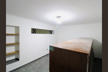 Casa para alugar com 201m², 2 quartos e 4 vagasCasa de baixo - Sala