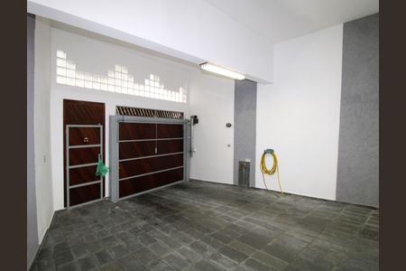 Casa para alugar com 201m², 2 quartos e 4 vagasGaragem