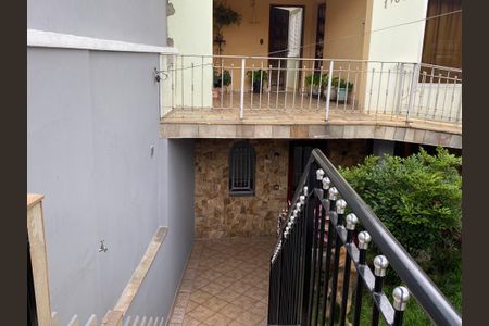 Casa para alugar com 201m², 2 quartos e 4 vagasQuintal