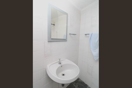 Casa para alugar com 201m², 2 quartos e 4 vagasCasa de baixo - Banheiro