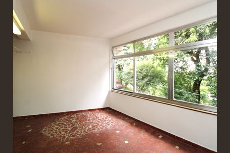 Casa para alugar com 201m², 2 quartos e 4 vagasQuintal