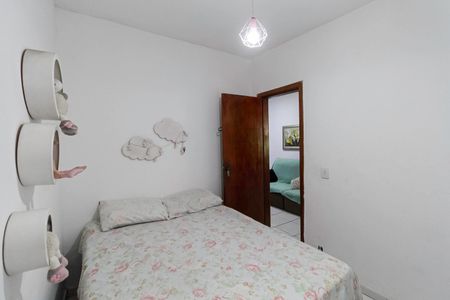 Casa para alugar com 120m², 2 quartos e 2 vagasQuarto